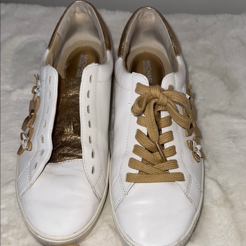 Michael Kors White and Gold Leather Sleek Sneakers - Picture 8 of 14